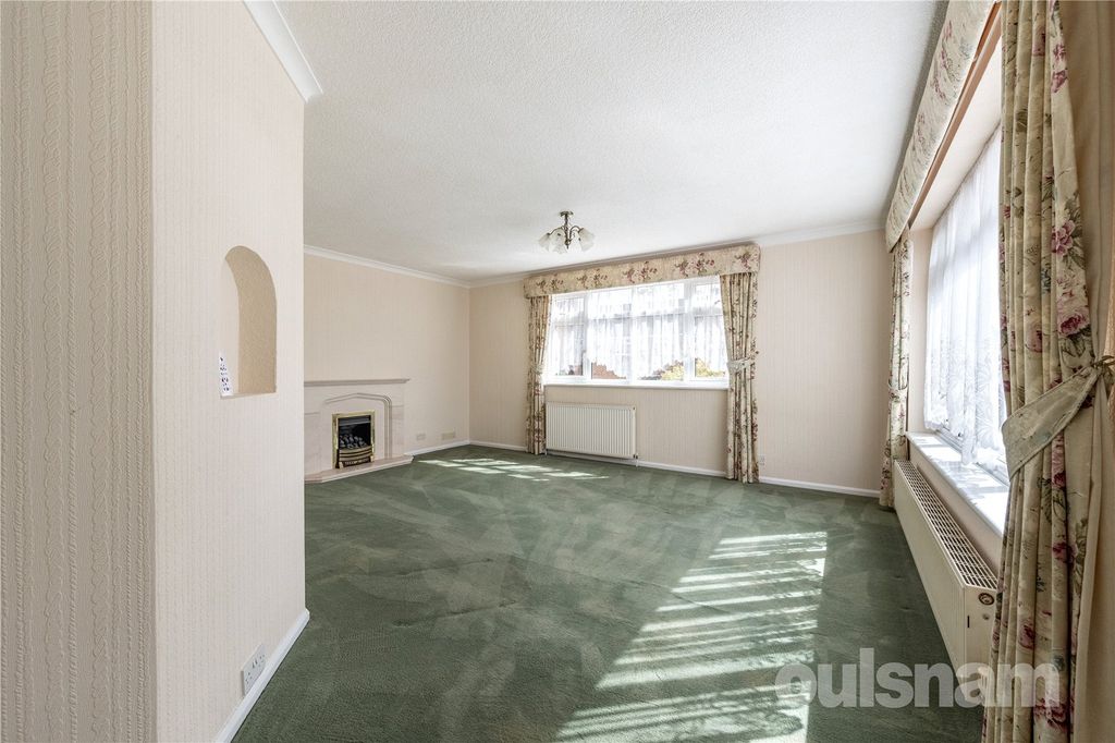Property photo 3 of 15 Picture No. 02
