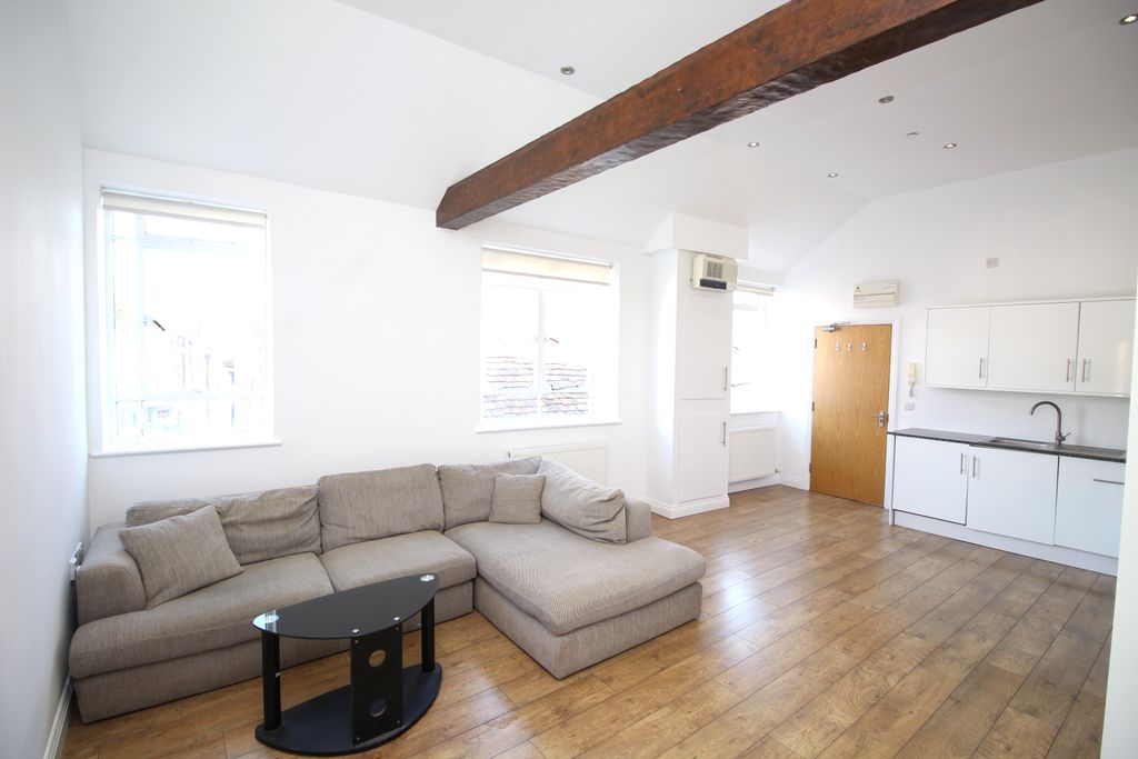 Property photo 3 of 8 Img_0410