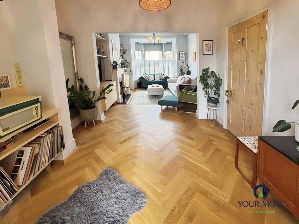 Property photo 2 of 22 Pbox-Img.Jpg