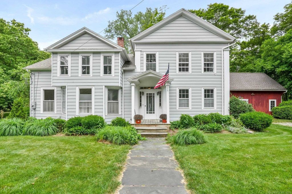 Property photo 1 of 31