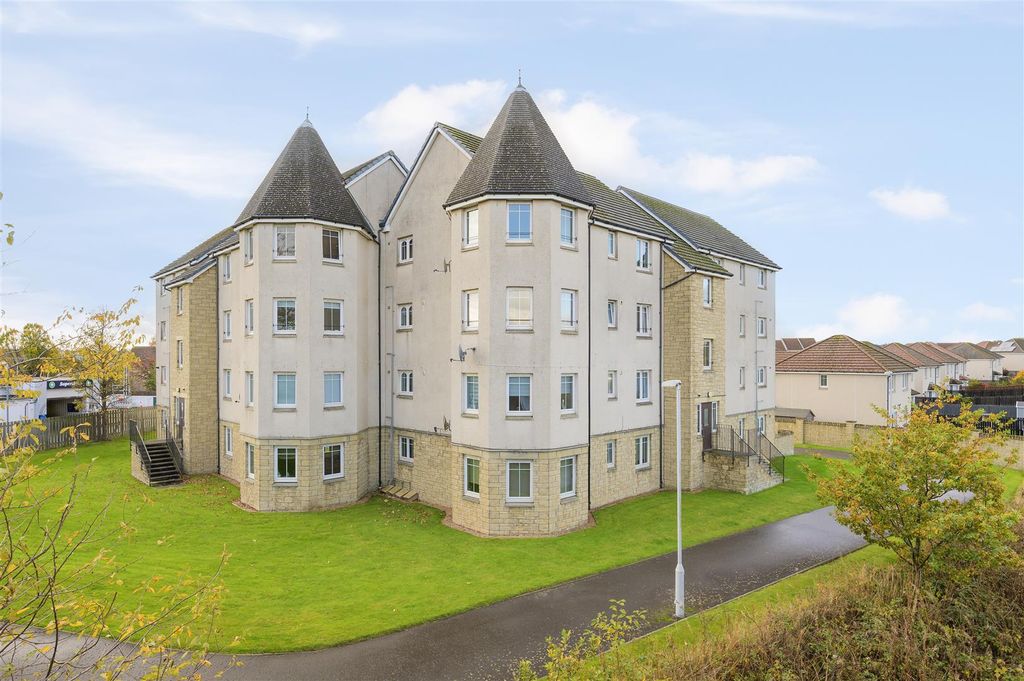 Property photo 1 of 22 32Hcaledoniacourt021.Jpg