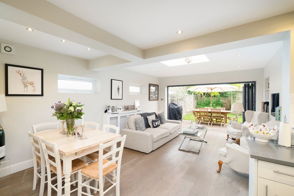 Property photo 1 of 14 Picture No. 28