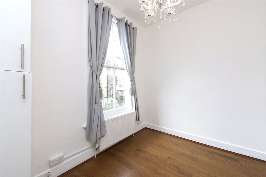 Property photo 3 of 8