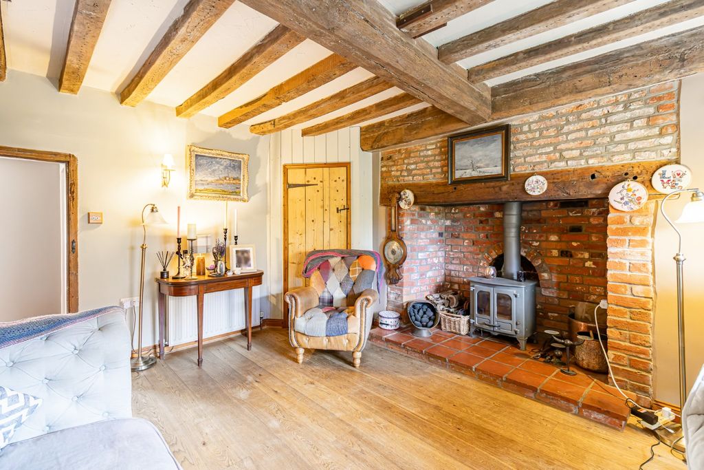 Property photo 2 of 32 5531283