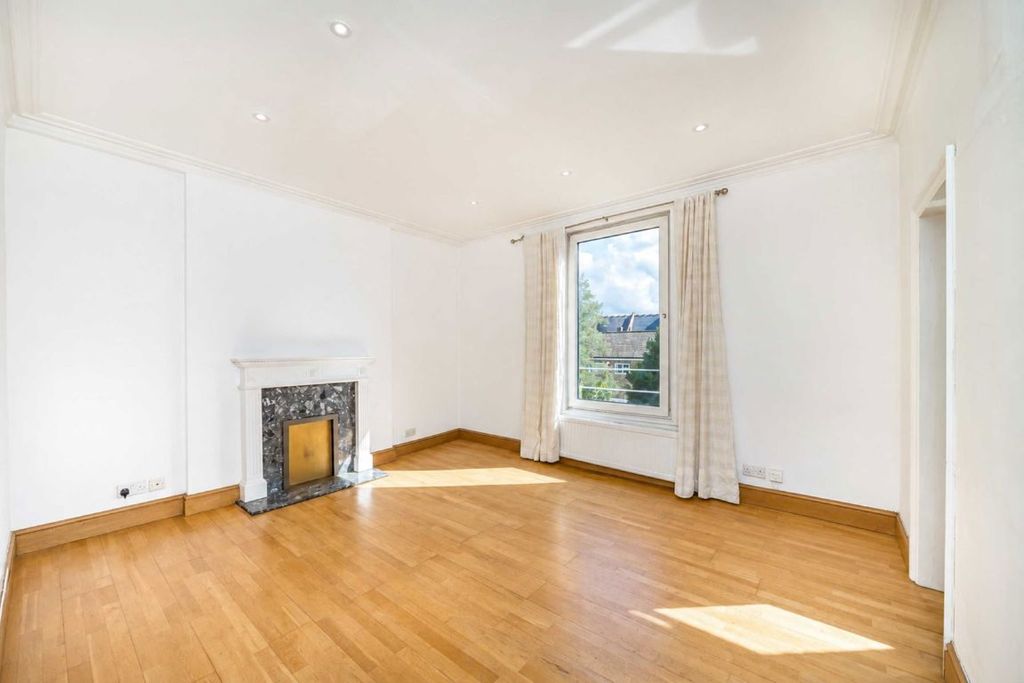 Property photo 2 of 5