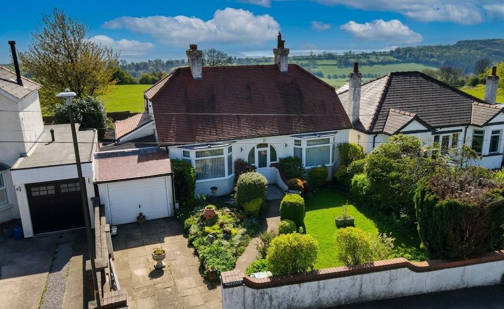 Property photo 1 of 25