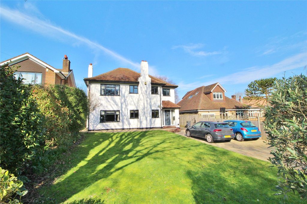 Property photo 2 of 15 Picture No. 35
