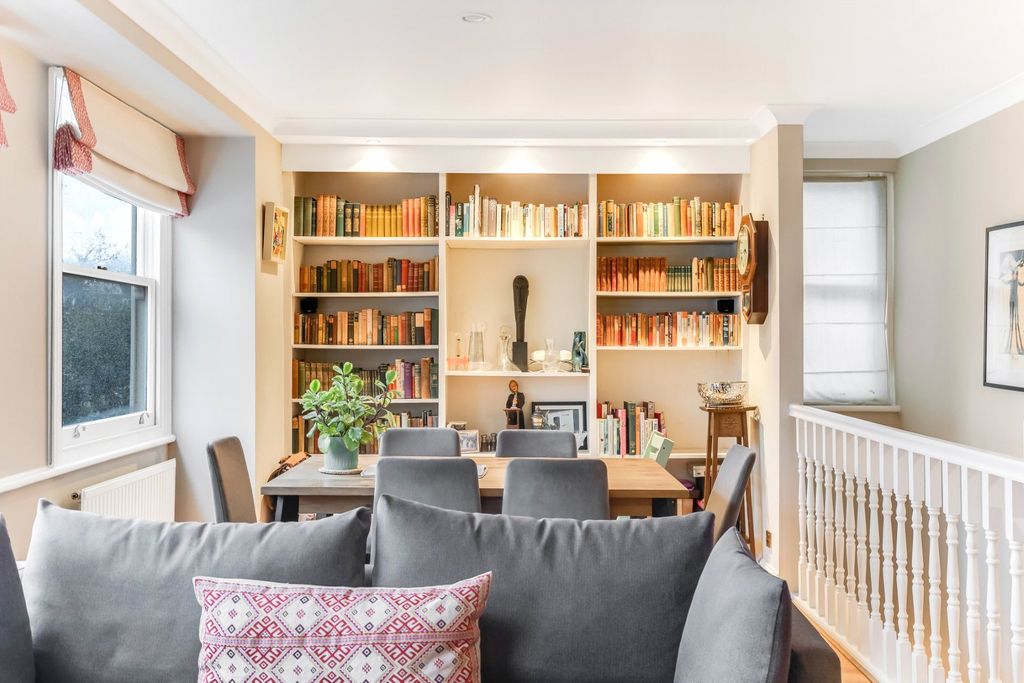 Property photo 3 of 14 Picture No. 06