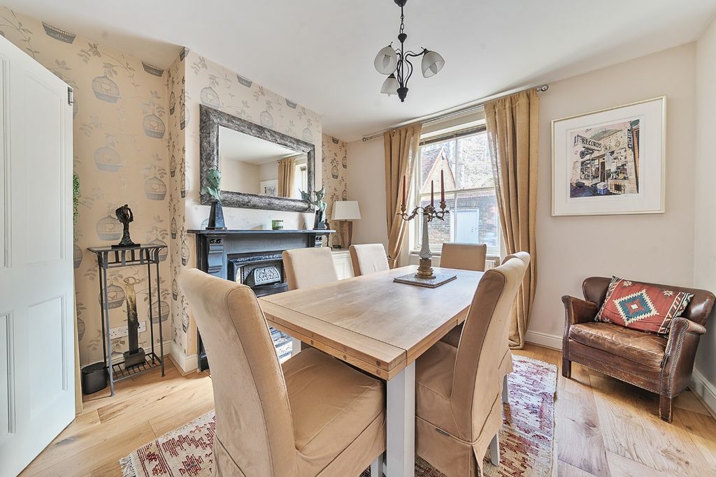 Property photo 2 of 22 4419052