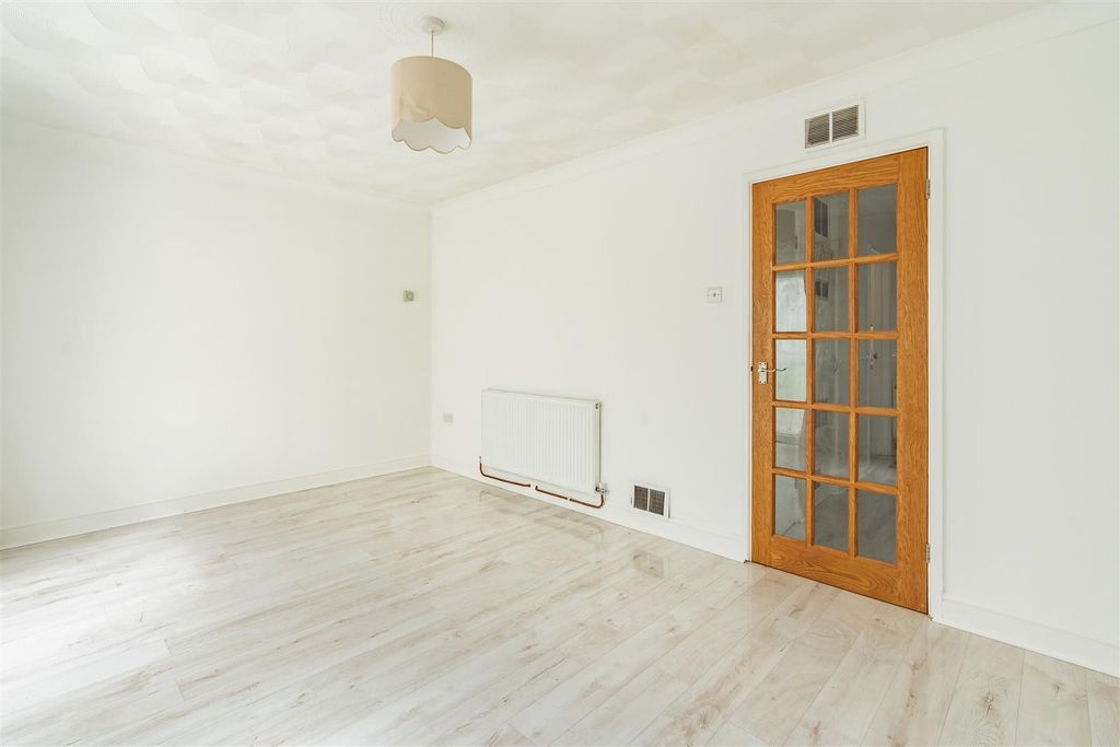 Additional image 4 of 3 bed terraced house for salePorchester Close, Hartley, Longfield DA3