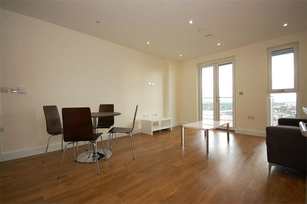 Property photo 2 of 5 1