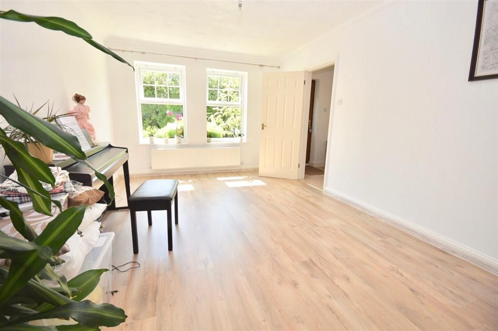 Property photo 2 of 13 Living Room