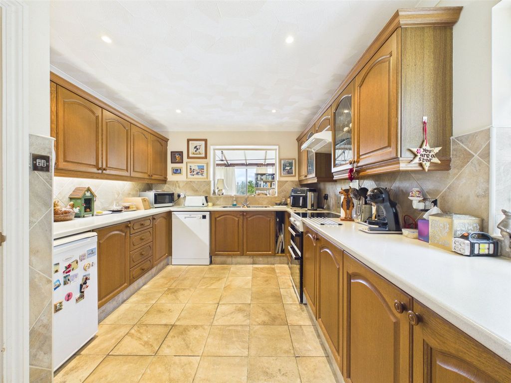 Property photo 2 of 16 Picture No. 03