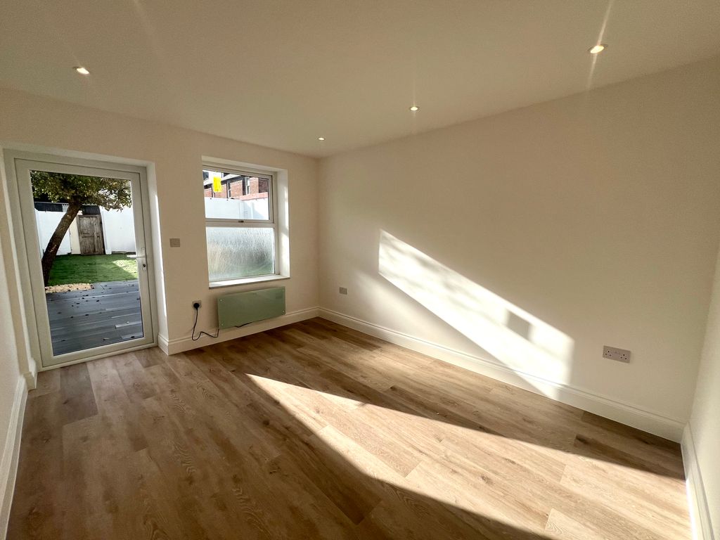 Property photo 3 of 8 Living Room