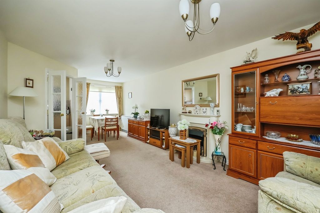 Additional image 14 of 2 bed flat for saleChurch Street, Eastwood, Nottingham NG16