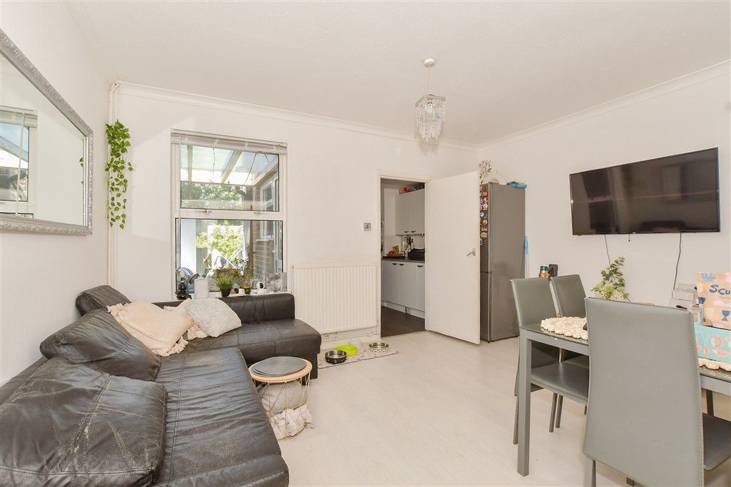 Property photo 3 of 11 Dining Room