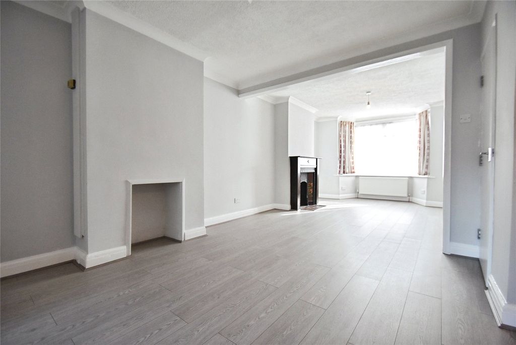 Property photo 1 of 8 Picture No. 04