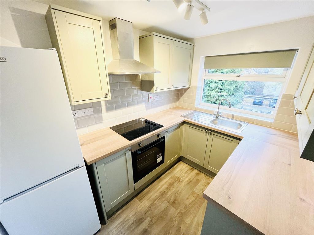 Property photo 2 of 10 Img_0400.Jpg