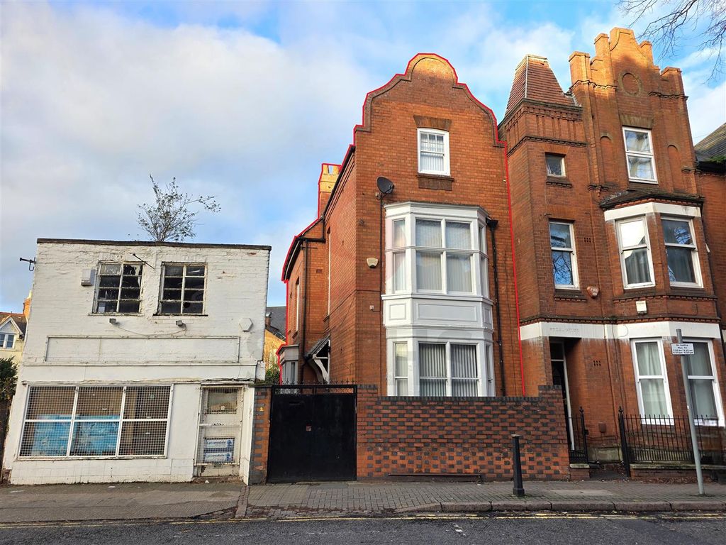 Property photo 1 of 15 Front Elevation