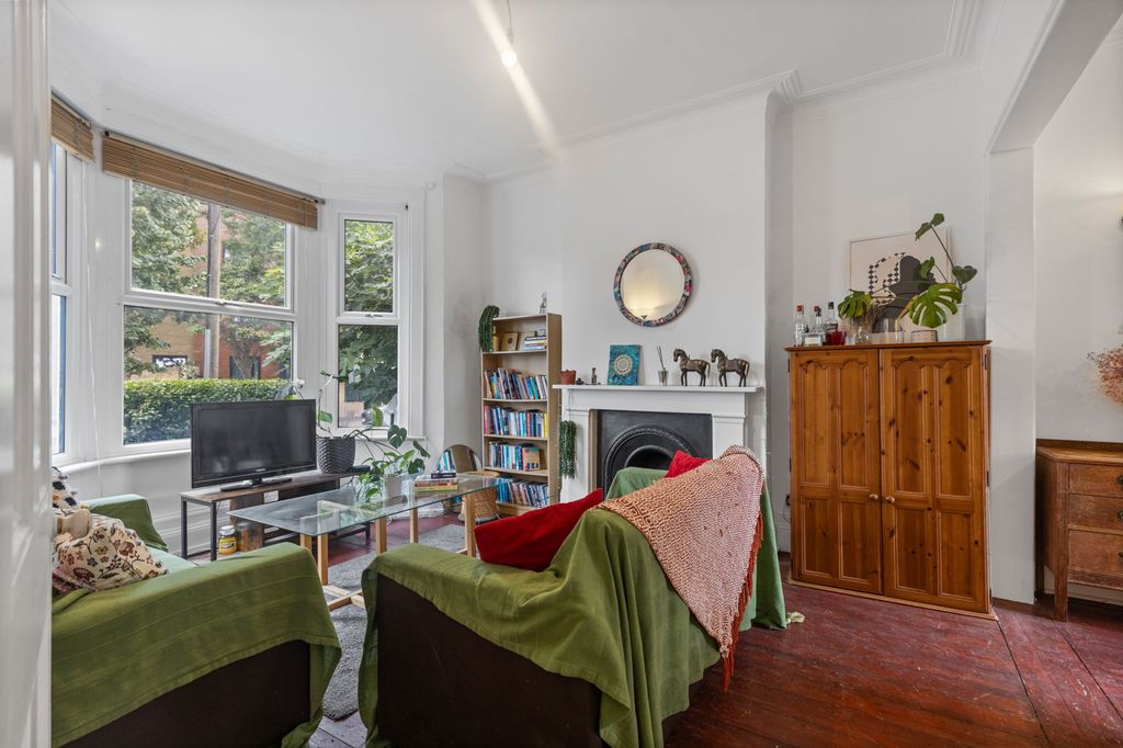 Property photo 1 of 22