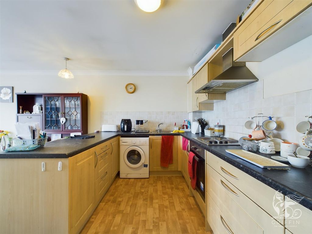 Property photo 1 of 6 Cam01669G0-Pr0137-Still005.Jpg