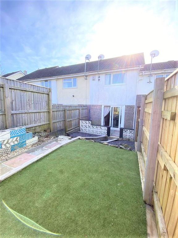 Property photo 1 of 11 4Wuaql-Wfg_Npd1_Fz6Wuxzjl4K.Jpg