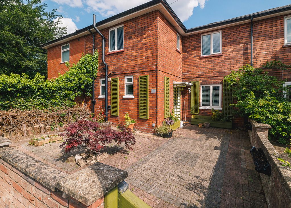 Property photo 1 of 12 Picture No. 27