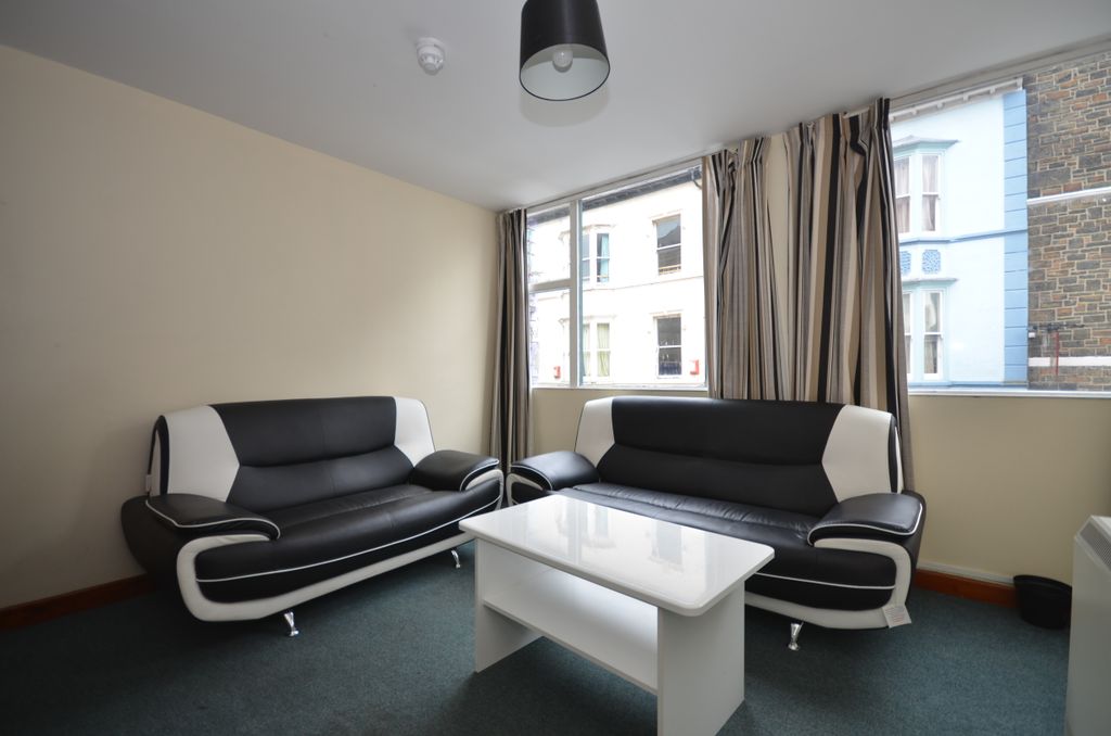 Property photo 2 of 8 Dsc_9795