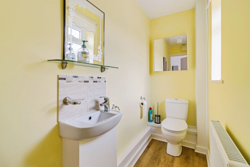 Property photo 3 of 33
