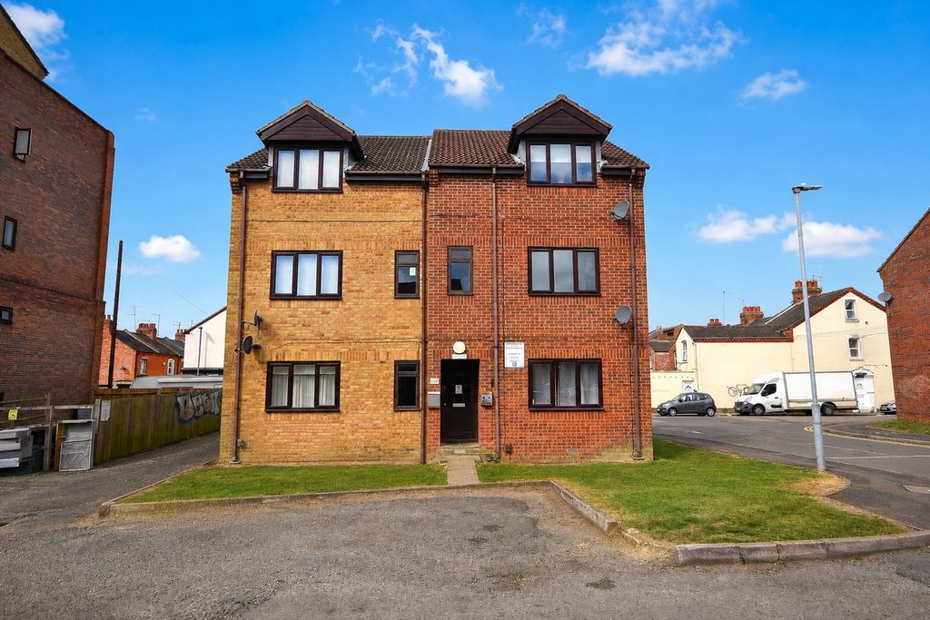 Property photo 1 of 7