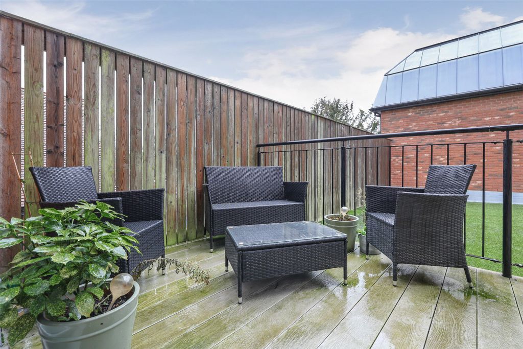 Property photo 3 of 18 Picture No. 08