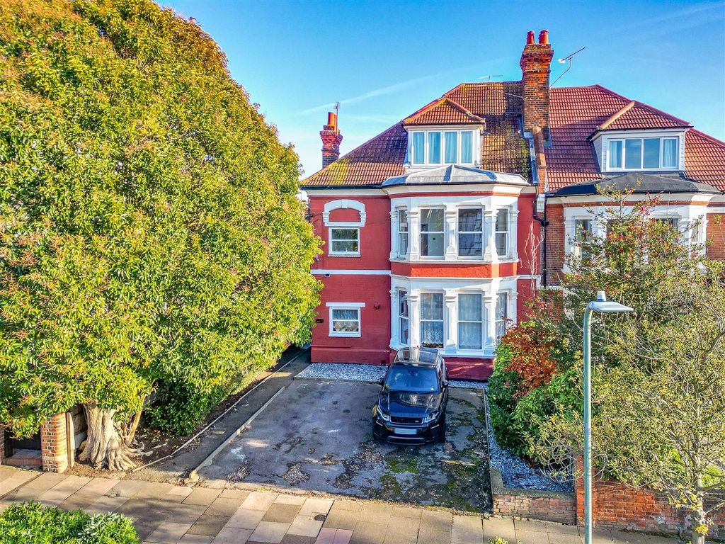 Property photo 1 of 32 Front Of Property