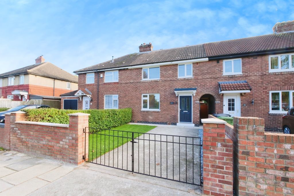 Property photo 1 of 17