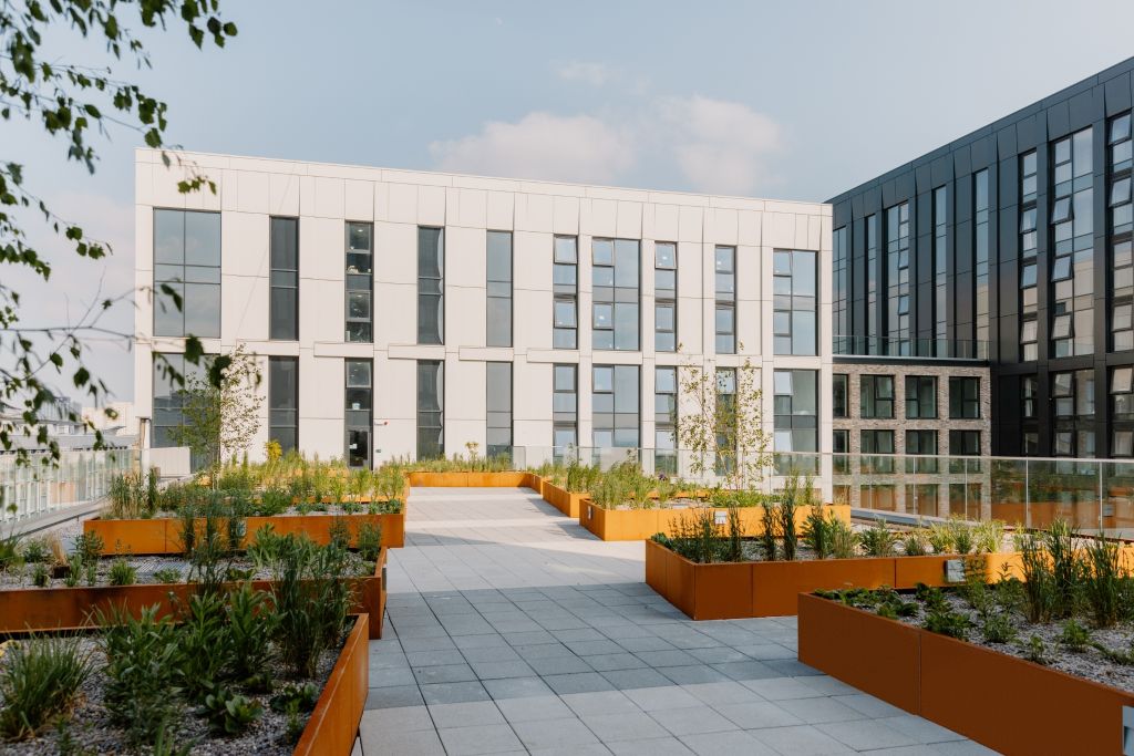 Property photo 3 of 18