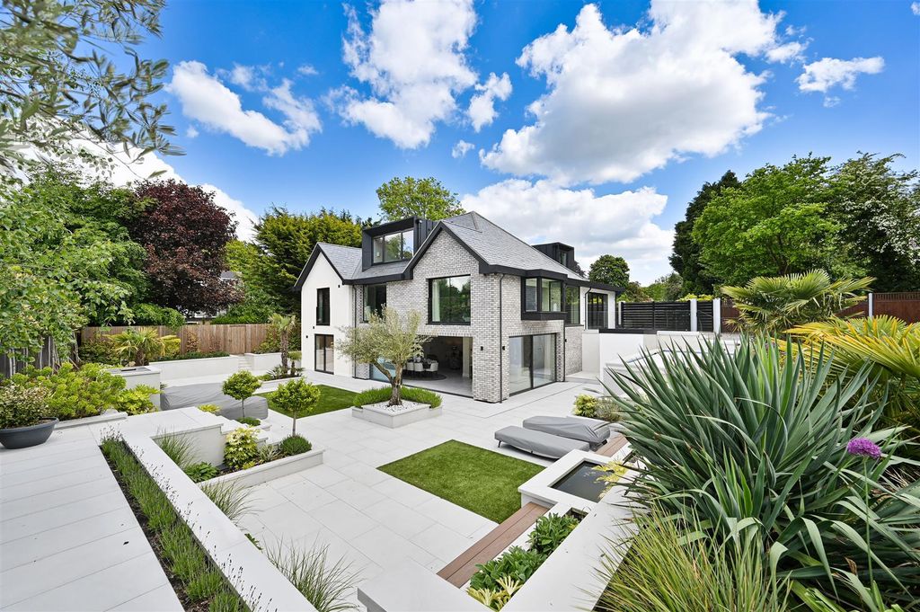 Property photo 1 of 12 71A West Common-64.Jpg