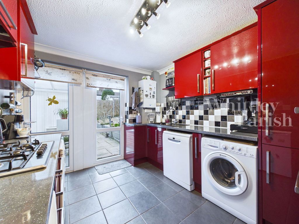 Property photo 3 of 18