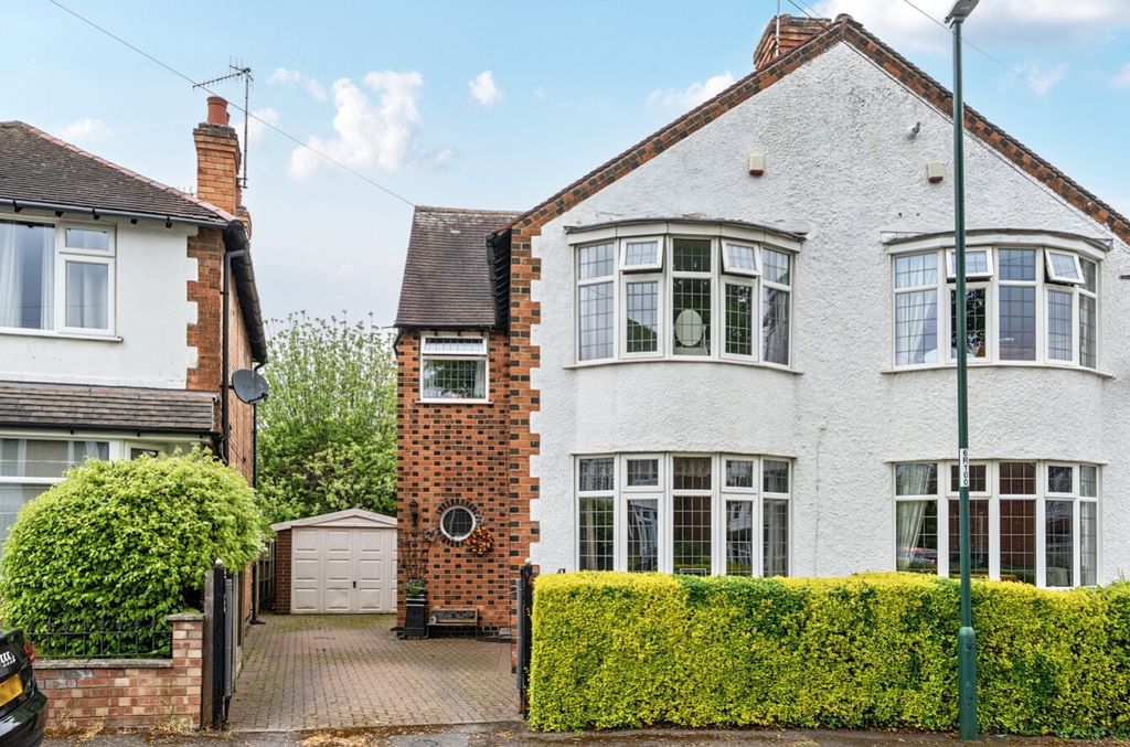 Property photo 1 of 18 1450861-9-69F084E32410A