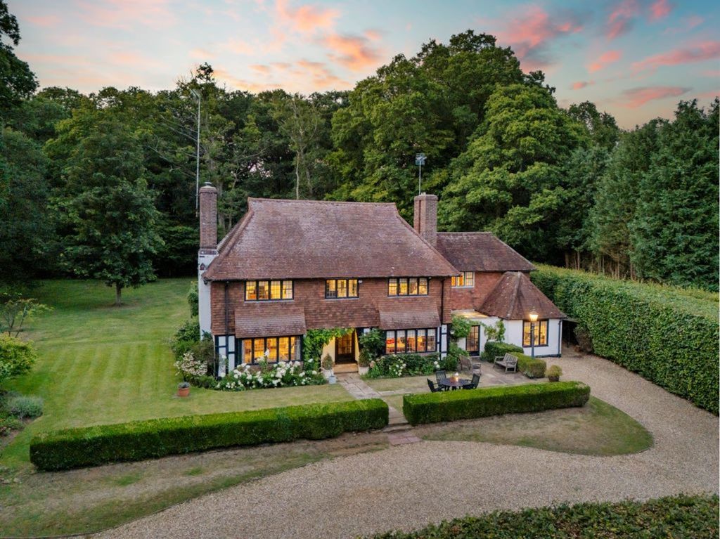 Property photo 1 of 25 Norney Wood Cottage