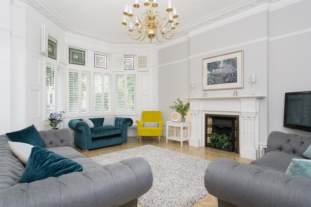 Property photo 2 of 25 87 Cathedral Road, Cardiff-Swpp-Web-04.Jpg
