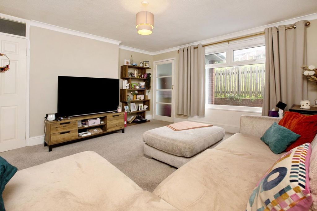 Additional image 6 of 2 bed flat for saleCoronation Avenue, Dawlish EX7