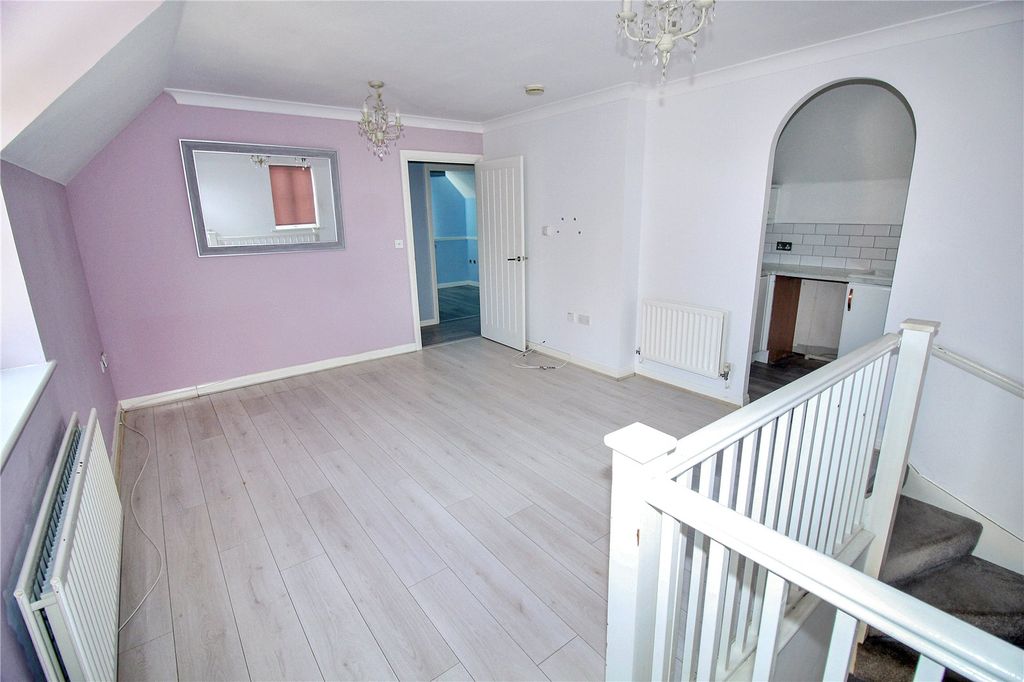 Property photo 3 of 7 Picture No. 13