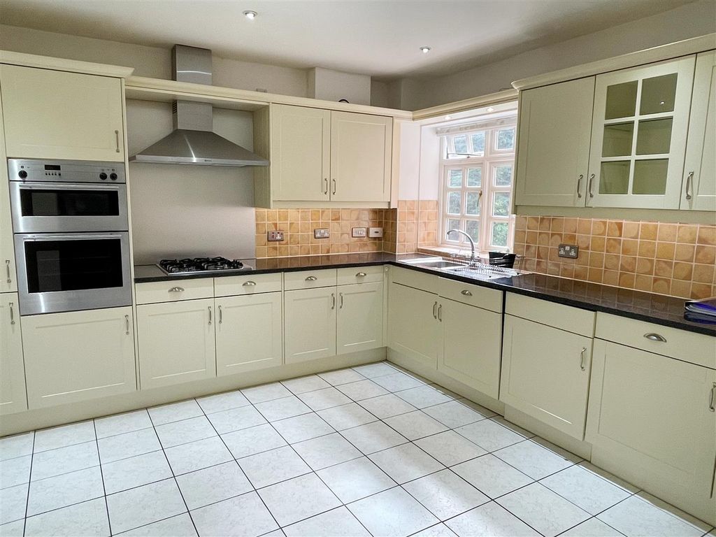 Property photo 2 of 26 Kitch 1.Jpg