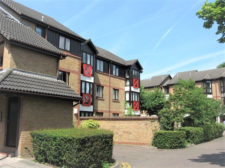 Property photo 1 of 14 External Of Bramber Court