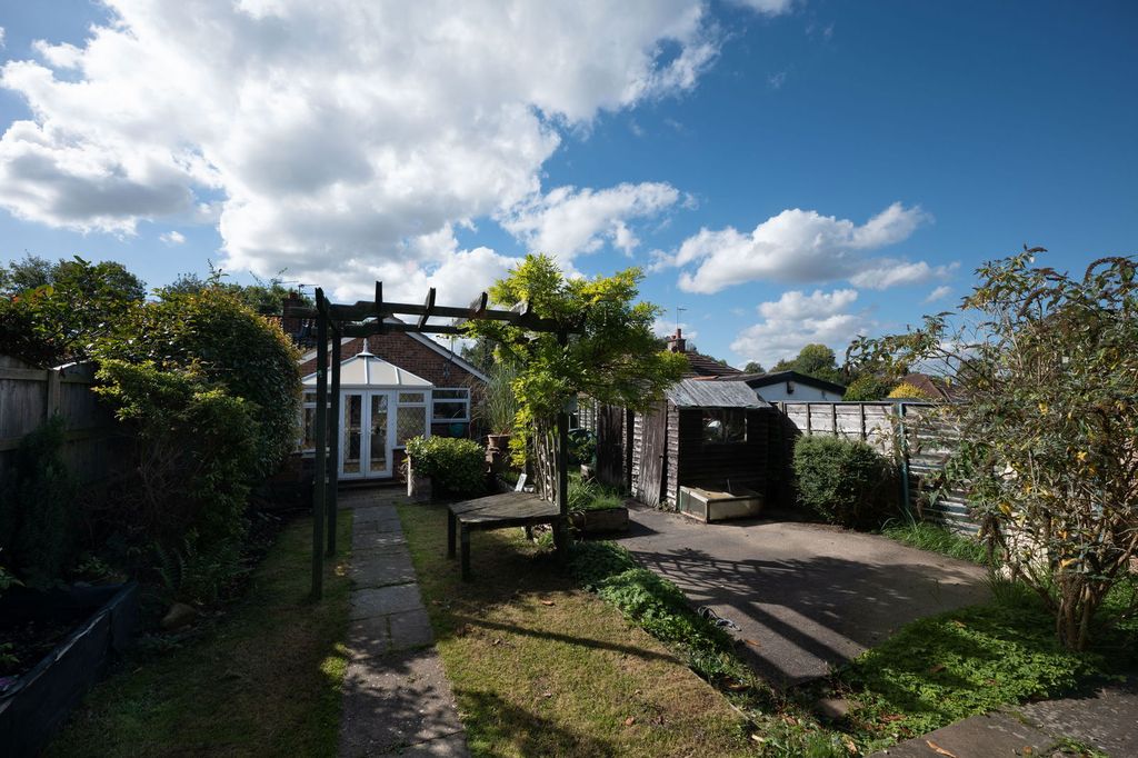 Property photo 2 of 21