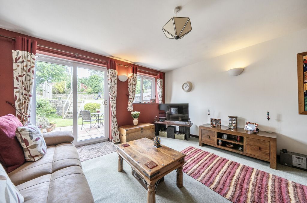 Property photo 3 of 18 -6A34Fee6140A2-l-1478484-10-6A345Cf7339F8