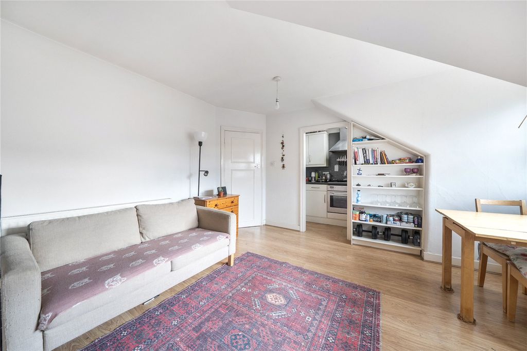 Property photo 2 of 17 Picture No. 07