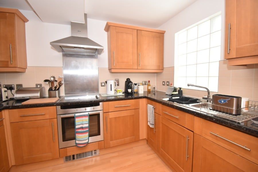 Property photo 3 of 12