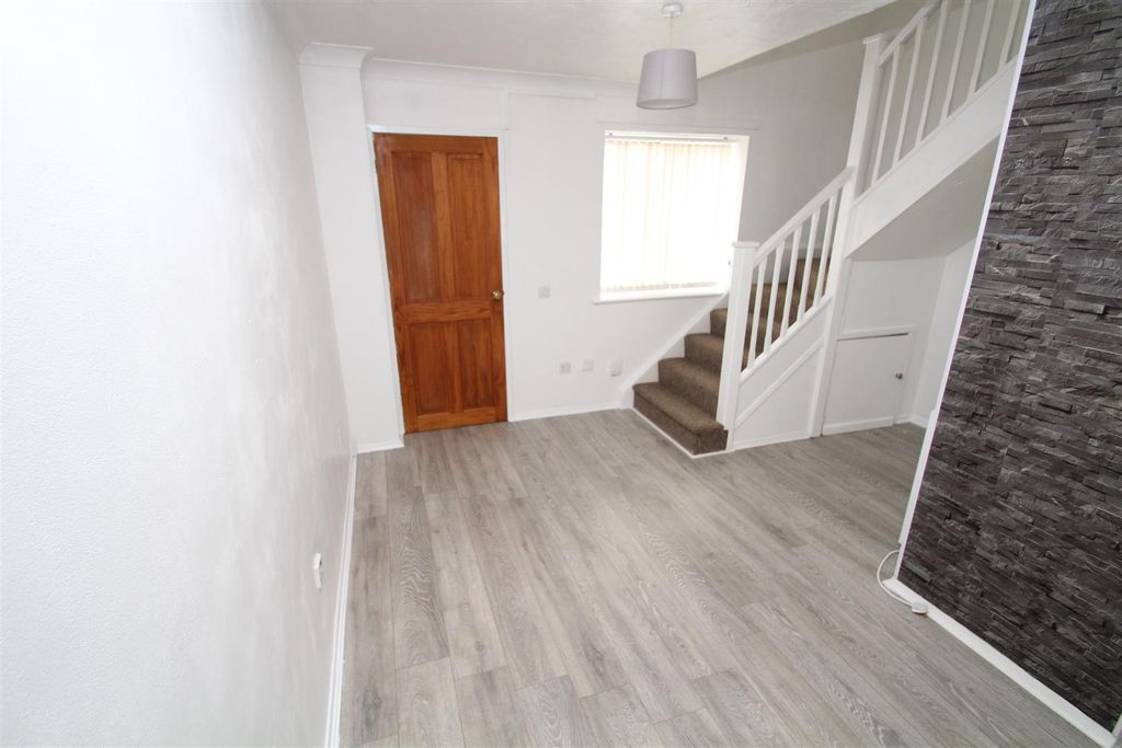 Property photo 2 of 8 Img_1241.Jpg