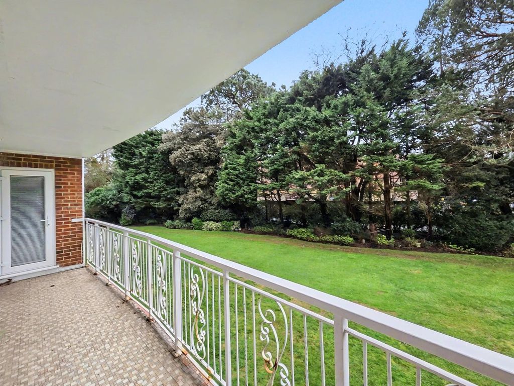 Property photo 3 of 24