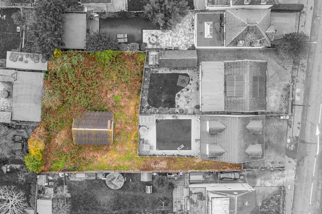 Property photo 3 of 13